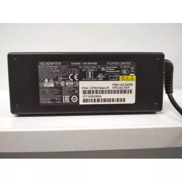 Power adapter Fujitsu 90W 5,5 x 2,5mm, 19V