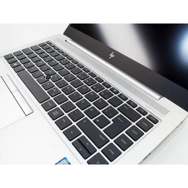 laptop HP EliteBook 840 G5 + Docking station HP 2013 UltraSlim (SK-CZ keyboard)