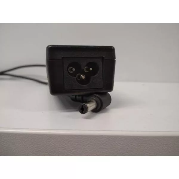 Power adapter HIPRO 30W 5,5 x 1,7mm 19V Acer