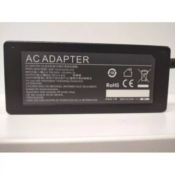 Power adapter Replacement for Asus Zenbook UX31A 65W 4 x 1,35 mm, 19V