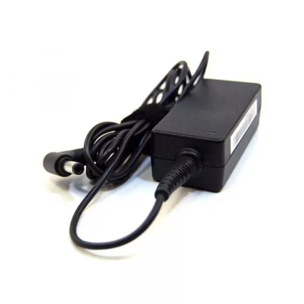 Power adapter Fujitsu 40W 5,5 x 2,5mm, 19V