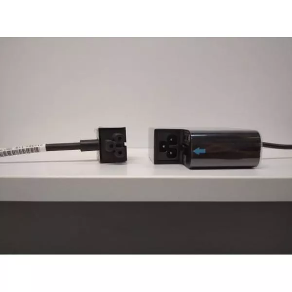 Power adapter HP 65W Type-C (with Swiss power cable)