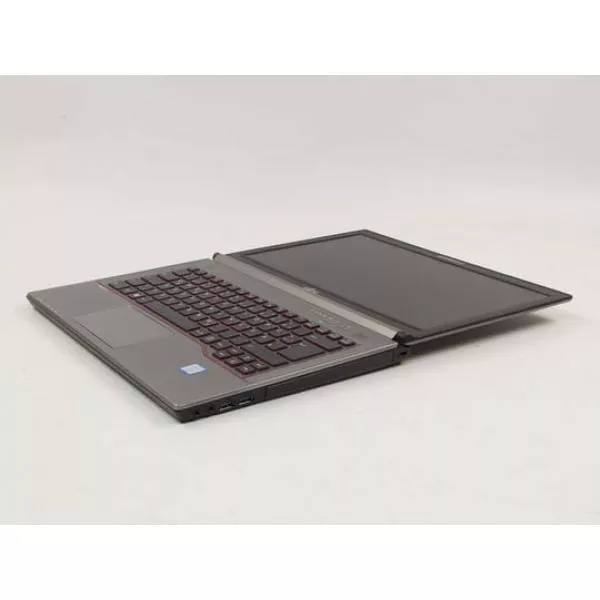 laptop Fujitsu LifeBook E746