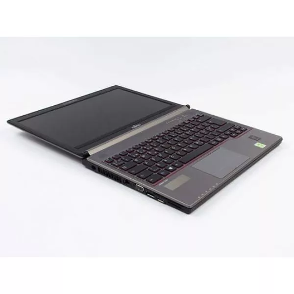 Laptop Fujitsu LifeBook E734