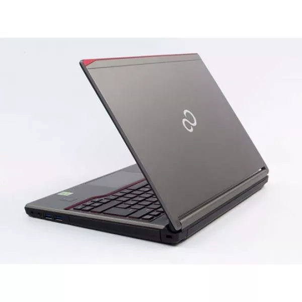 Laptop Fujitsu LifeBook E734