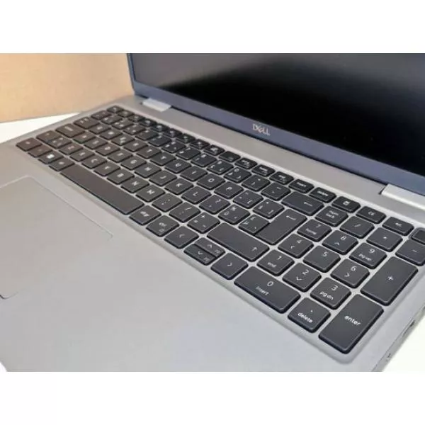 Laptop Dell Latitude 5520