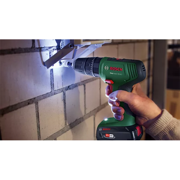 Bosch EasyImpact 18V-40 akkumulátoros ütvefúró